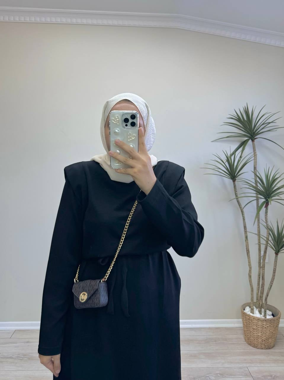 0143 - Vatkalı Elbise - Siyah