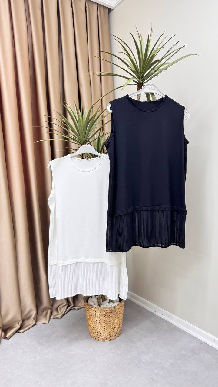 0796 - Sıfır Kol Pileli İçlik - Beyaz