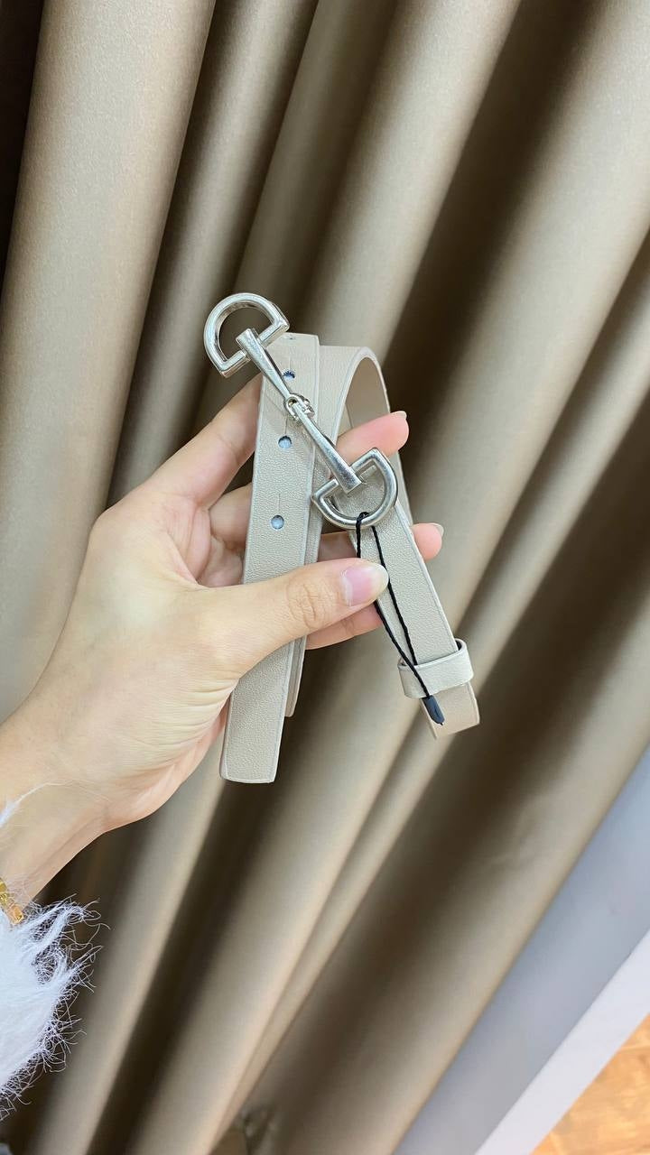 1267 - Marka Gümüş Tokalı Kemer - Bej