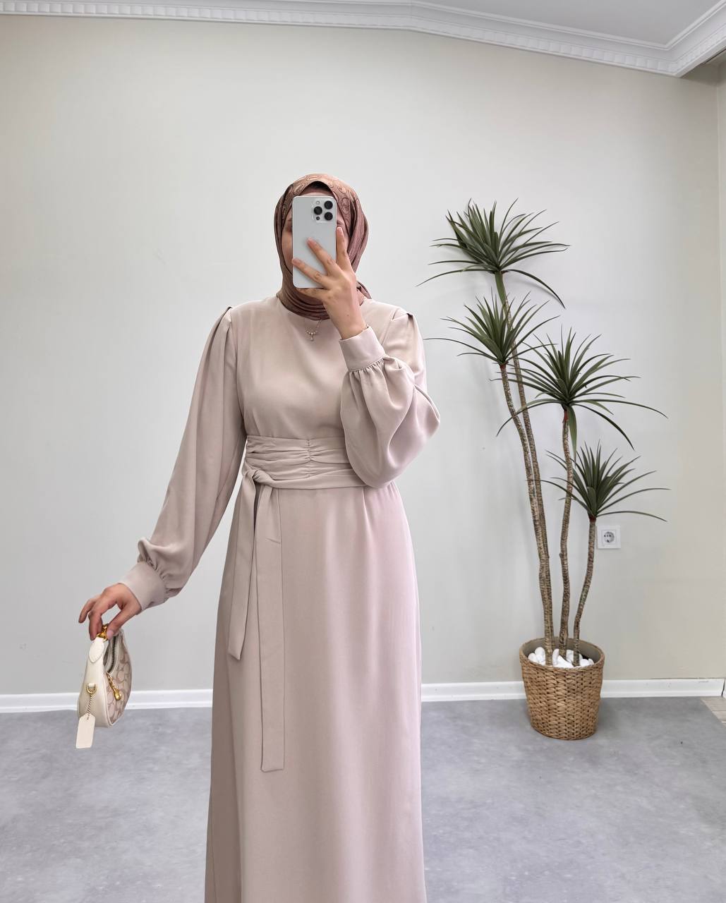 7154 - Kemerli Kalem Elbise - Bej