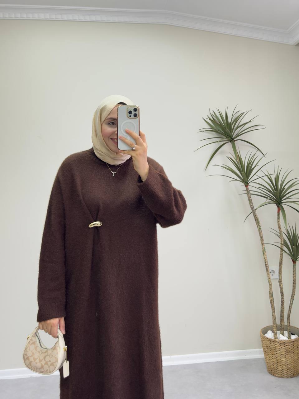 2660 - Broşlu Triko Elbise - Acı Kahve