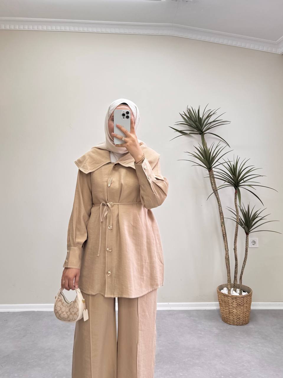 1670 - Gold Aksesuarlı Pantolon Takım - Bej