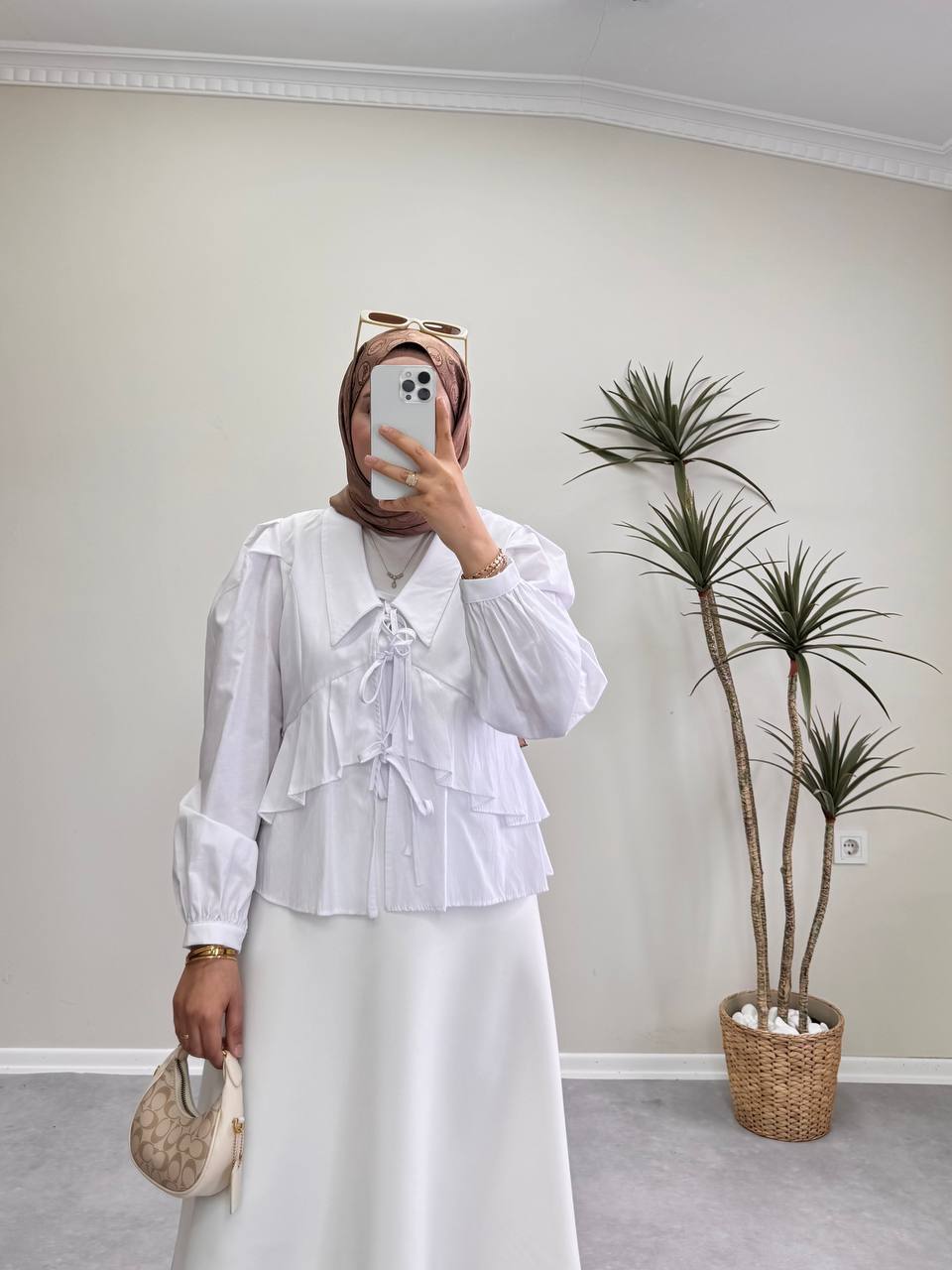 1571 - V Yaka Gömlek - Beyaz