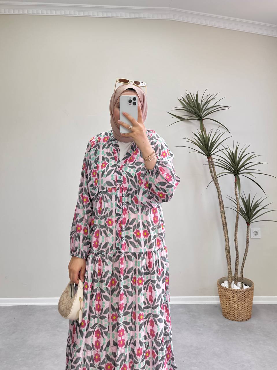0260 - Çiçek Desen Mngo Elbise - Pembe