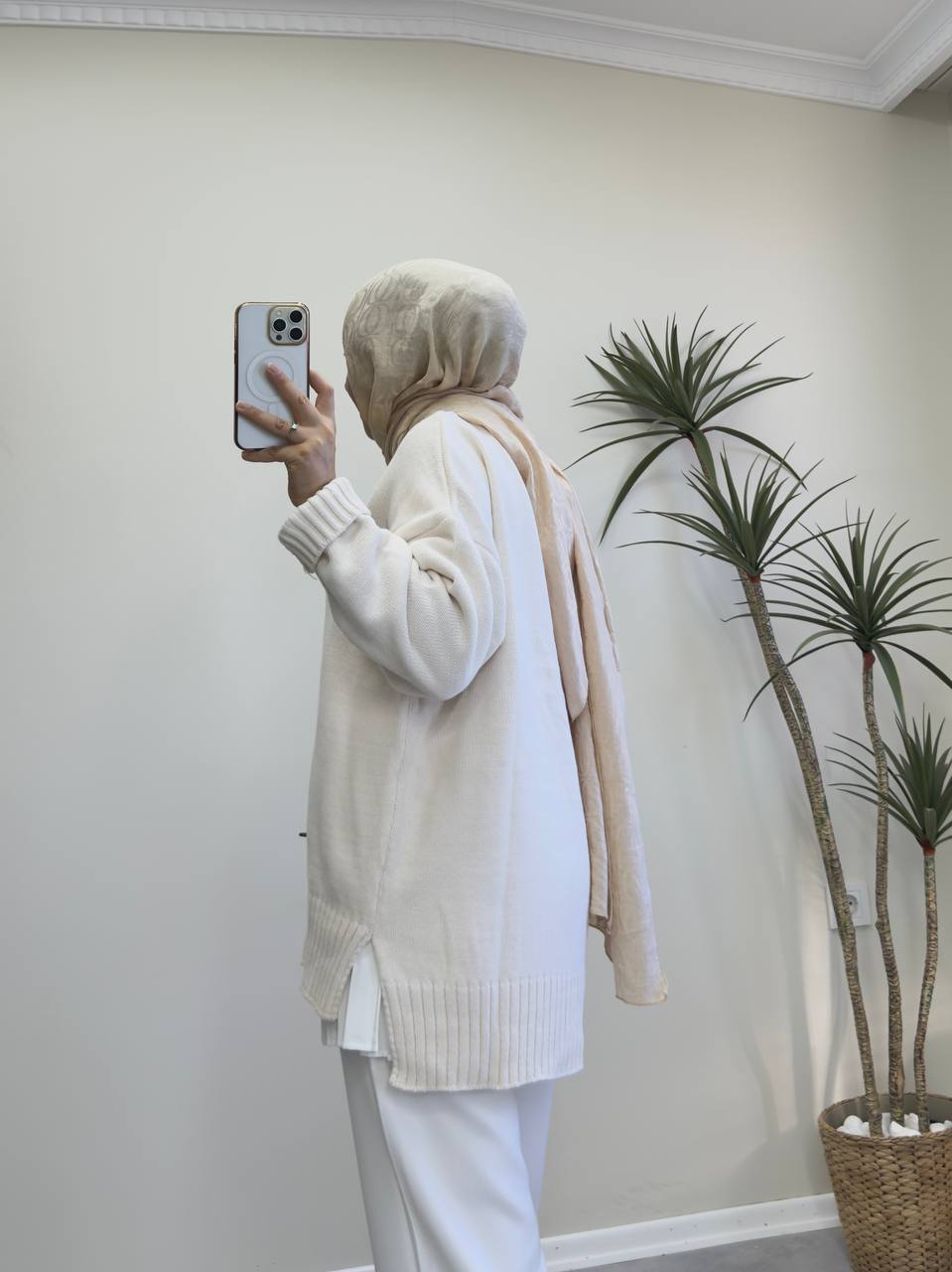 2820 - Düz Basıc Kazak - Krem