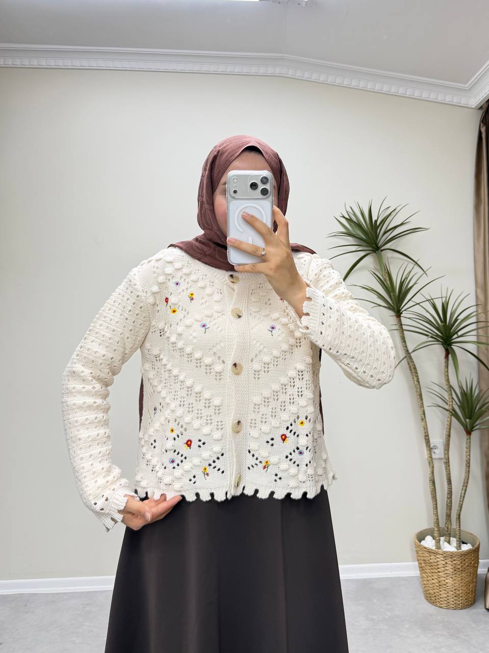 2805 - Nakışlı Hırka - Krem