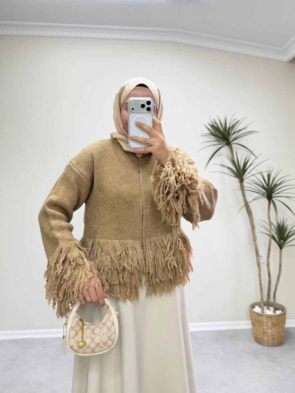 2912 - Saçaklı Hırka - Camel