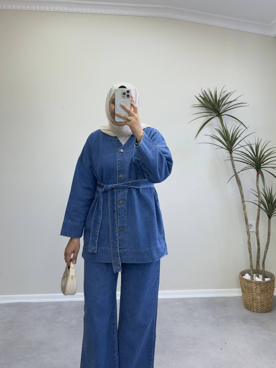 2417 - V Yaka Denim Pantolon Takım - Mavi