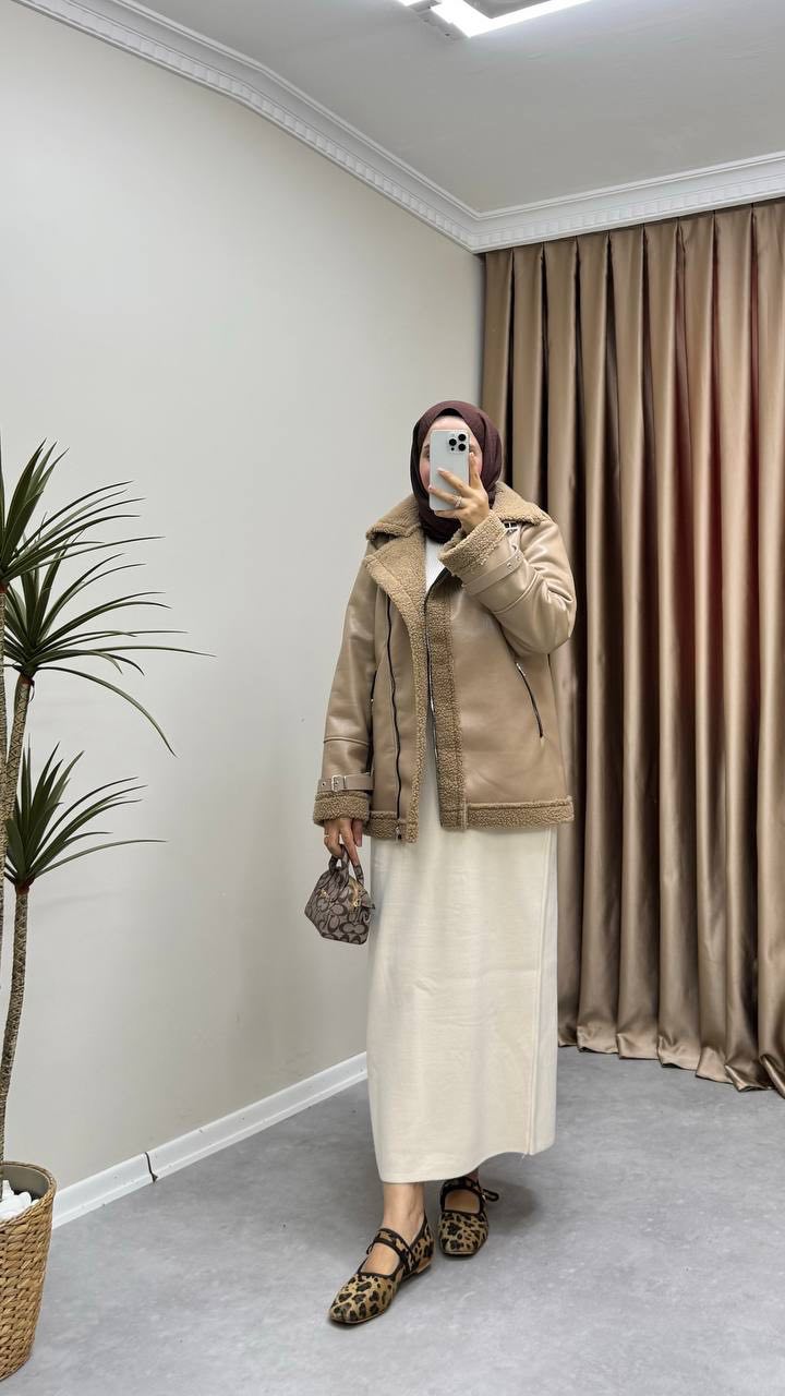 0581 - Deri Mont - Camel