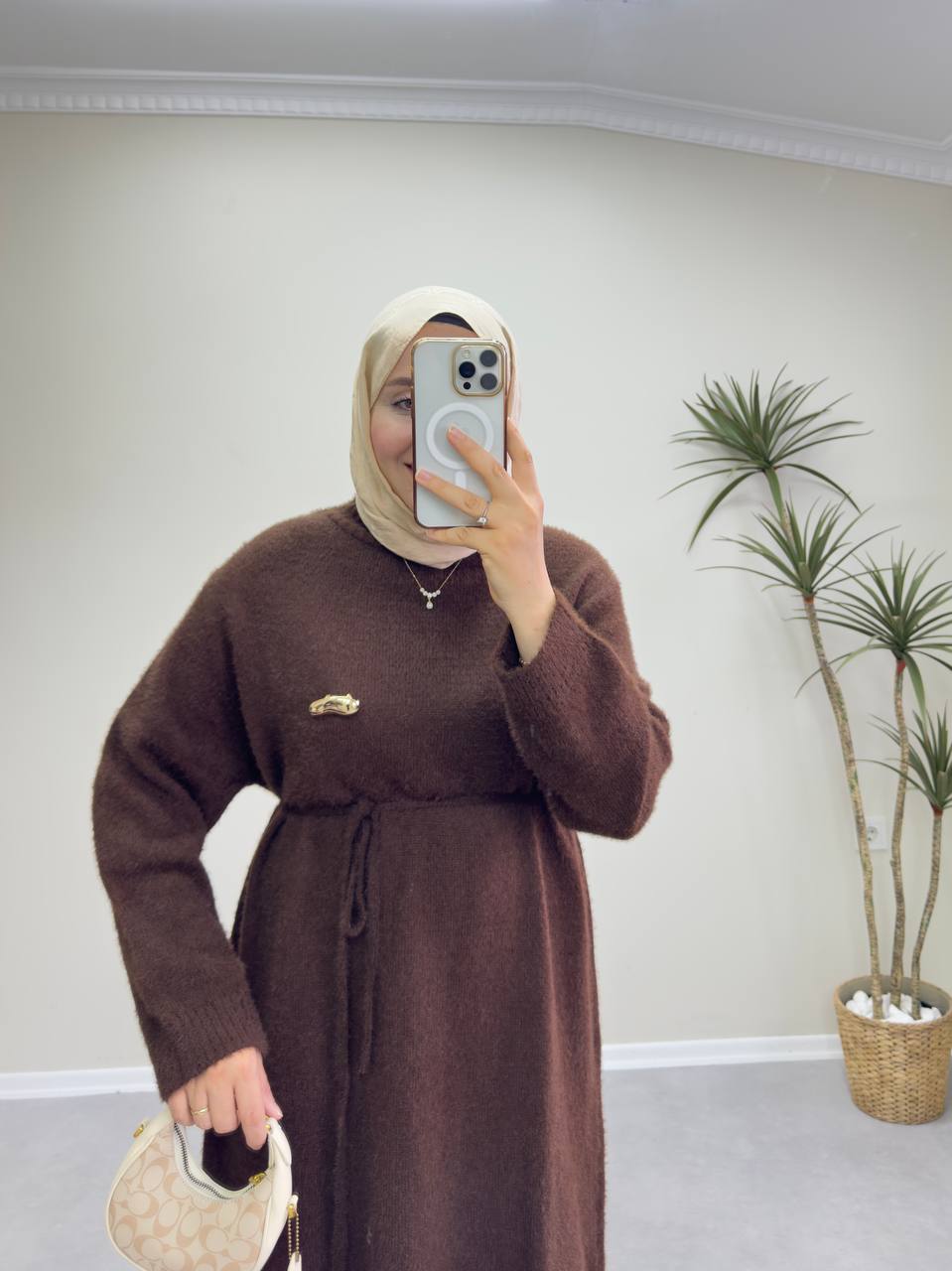 2660 - Broşlu Triko Elbise - Acı Kahve