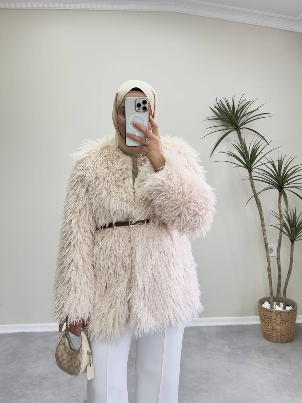 2646 - Tüylü Ceket - Krem