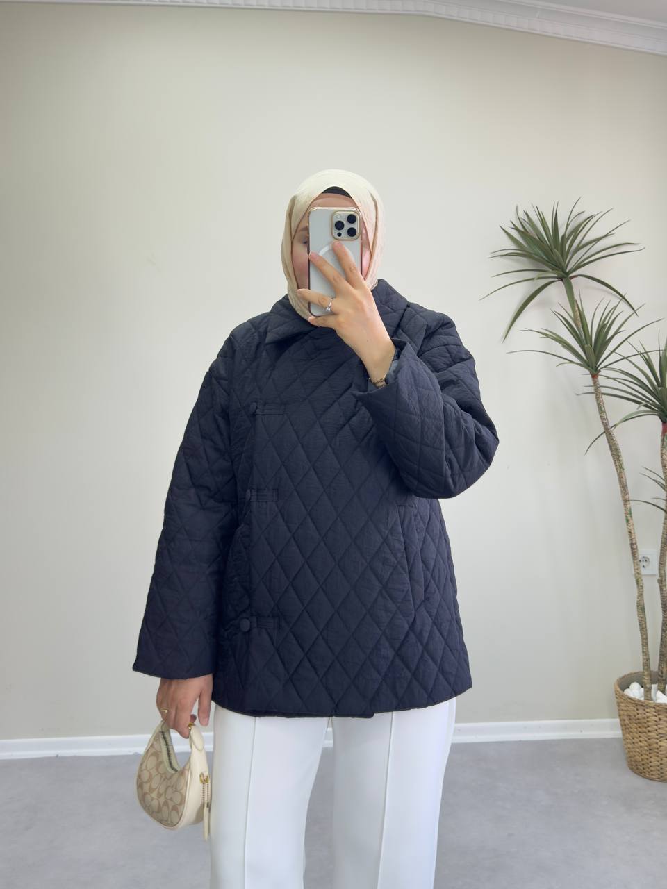 2684 - Kapitone Mont - Siyah