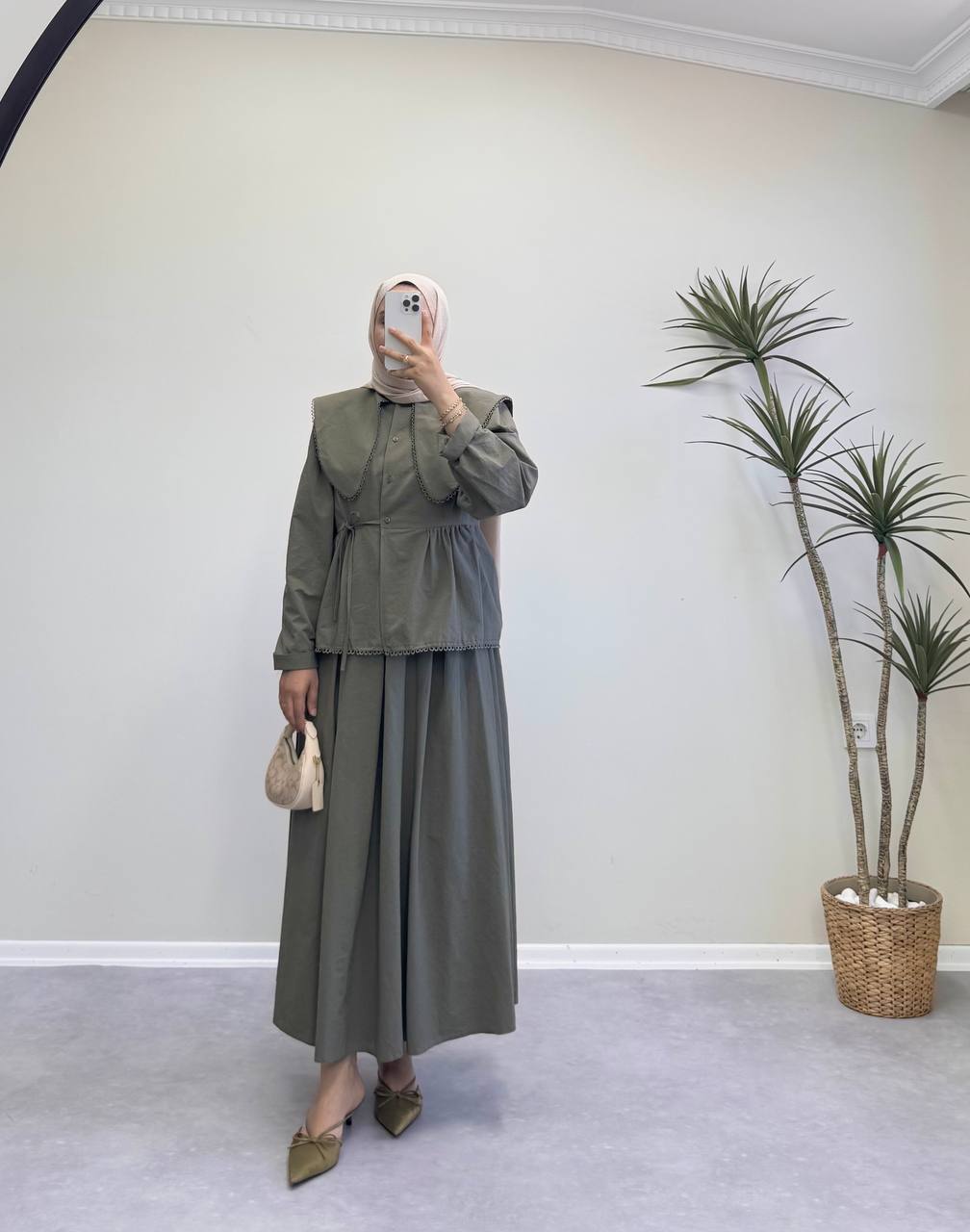 1823 - Uzun Yakalı Etek Takım - Haki Yeşil