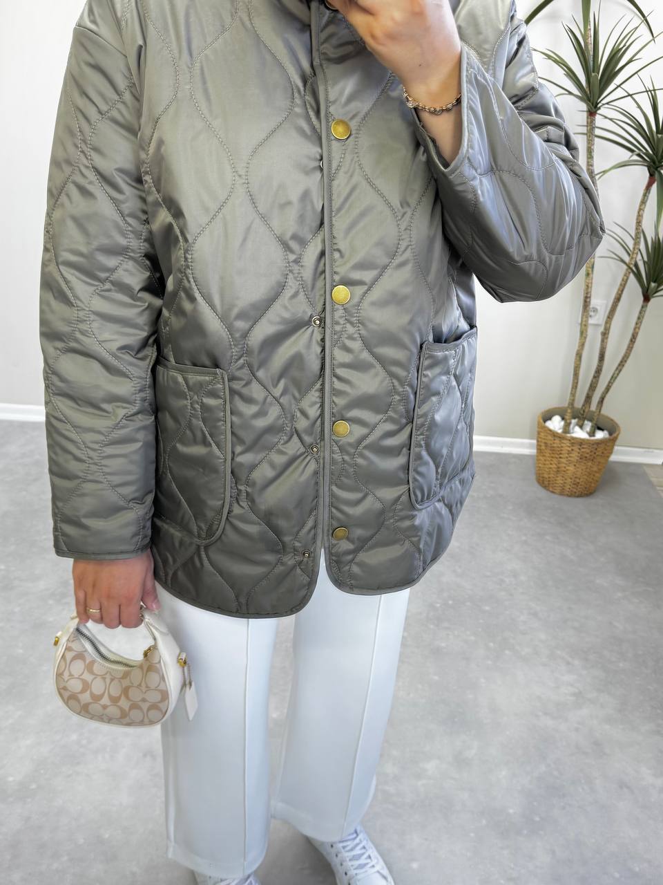 2837 - Kapitone Mont - Haki