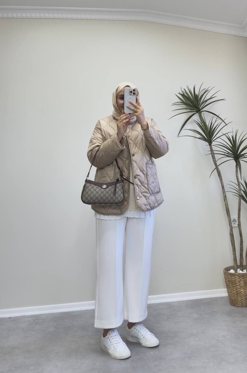 2837 - Kapitone Mont - Bej