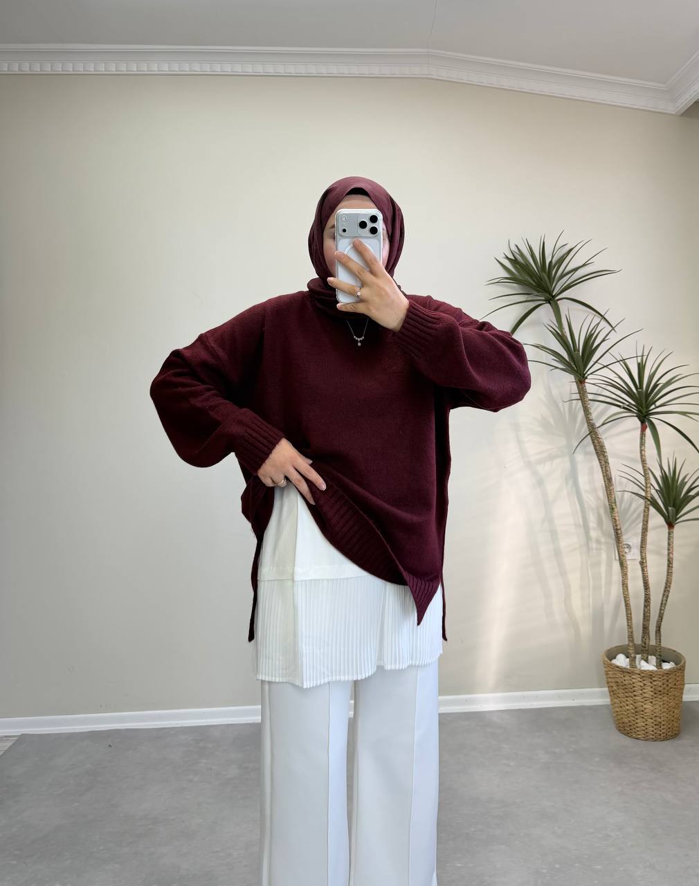 0796 - Sıfır Kol Pileli İçlik - Beyaz