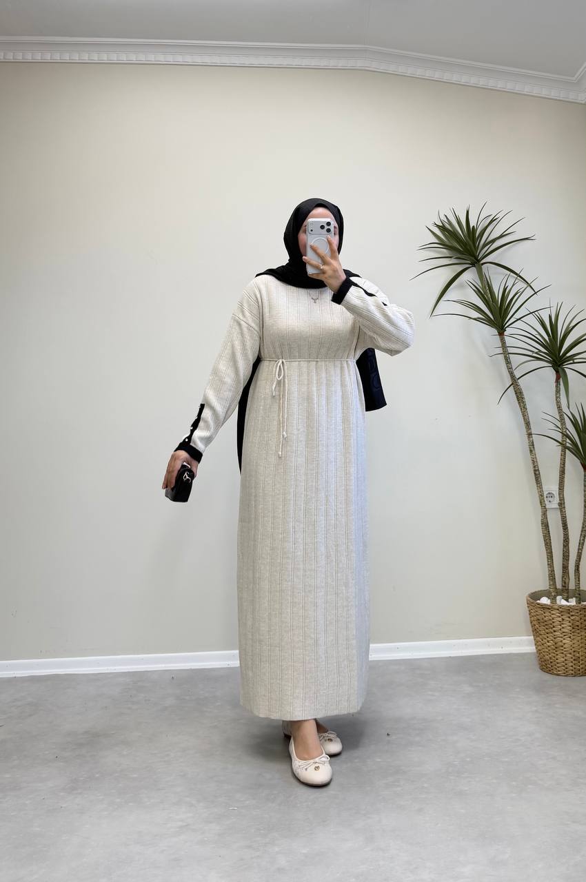 2851 - Kolu Taşlı Triko Elbise - Bej