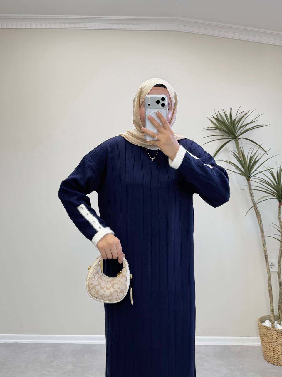 2851 - Kolu Taşlı Triko Elbise - Lacivert