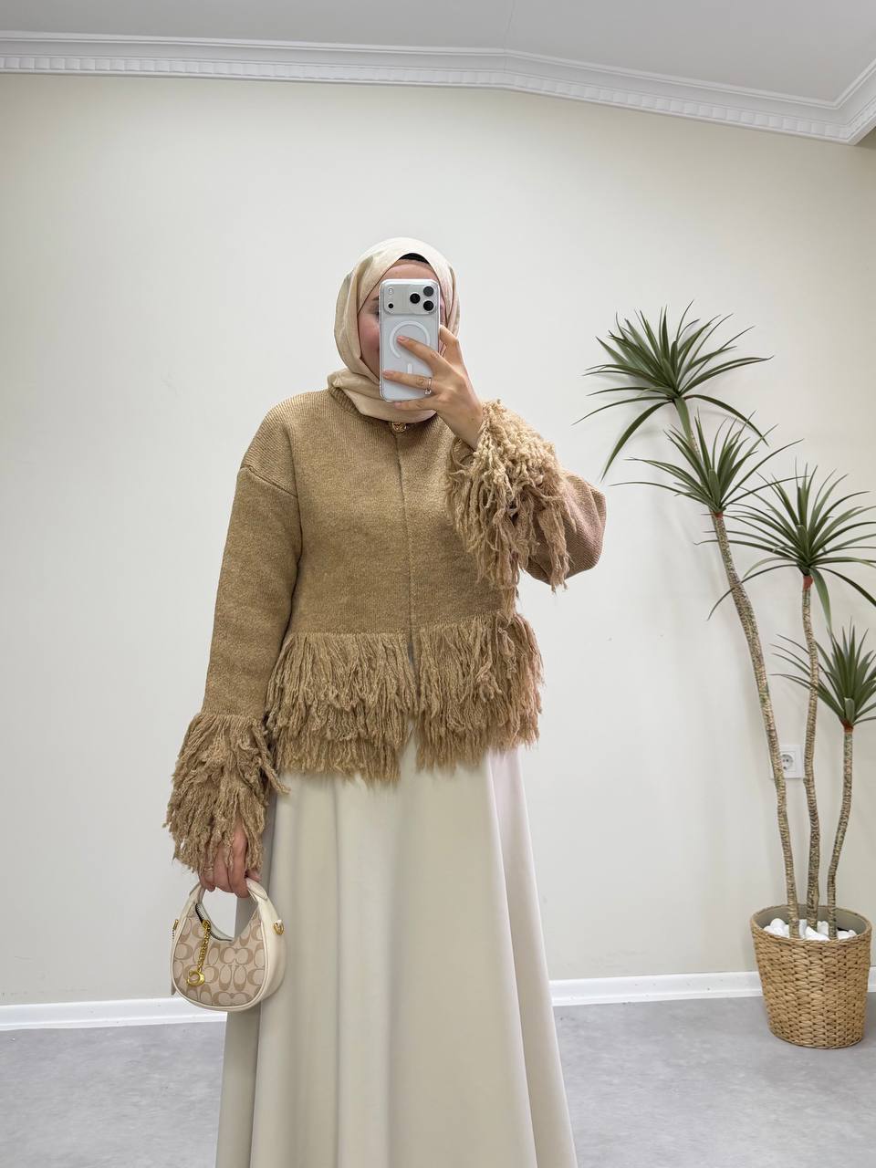 2912 - Saçaklı Hırka - Camel