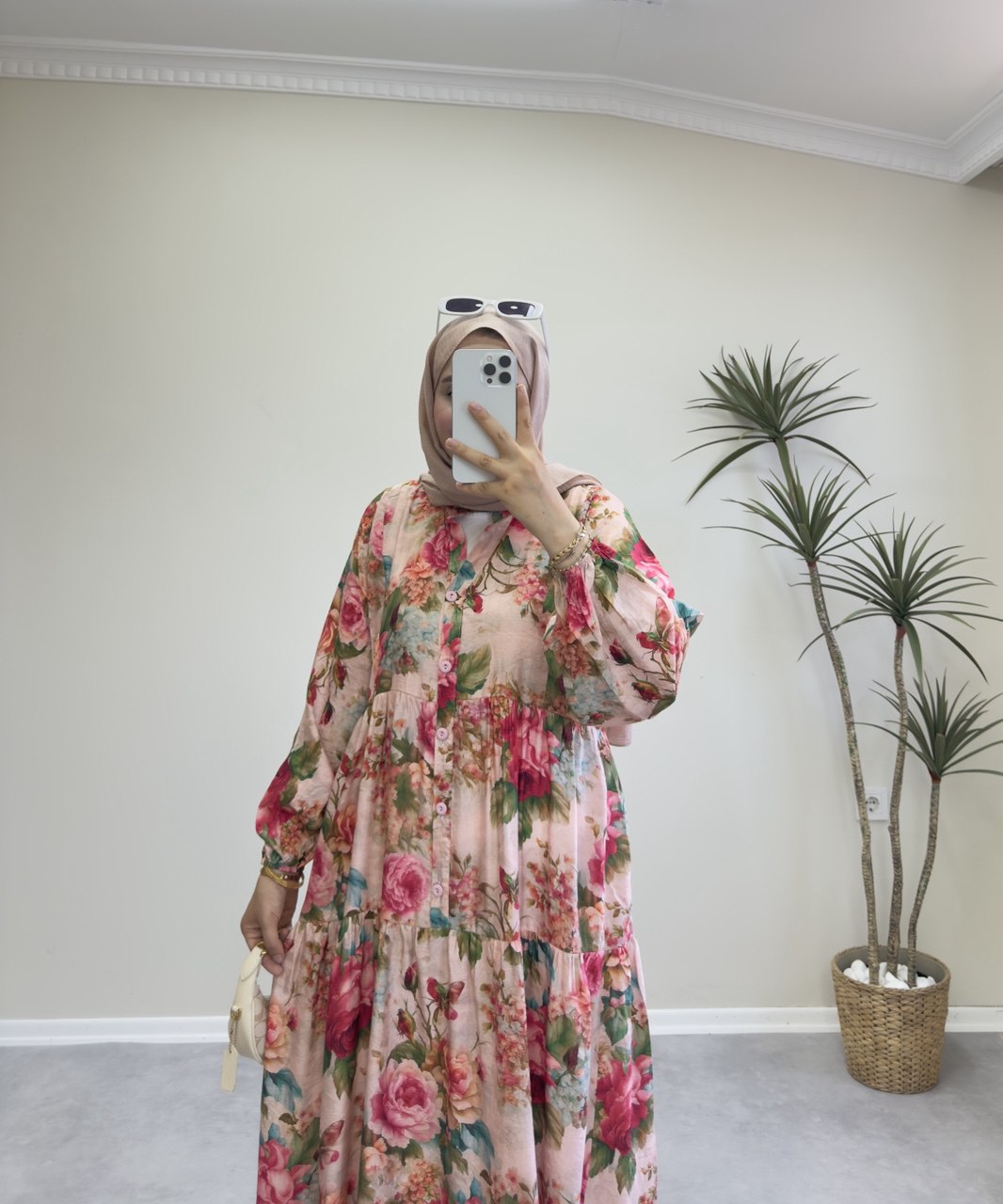 1809 - Renki Güllü Vual Elbise