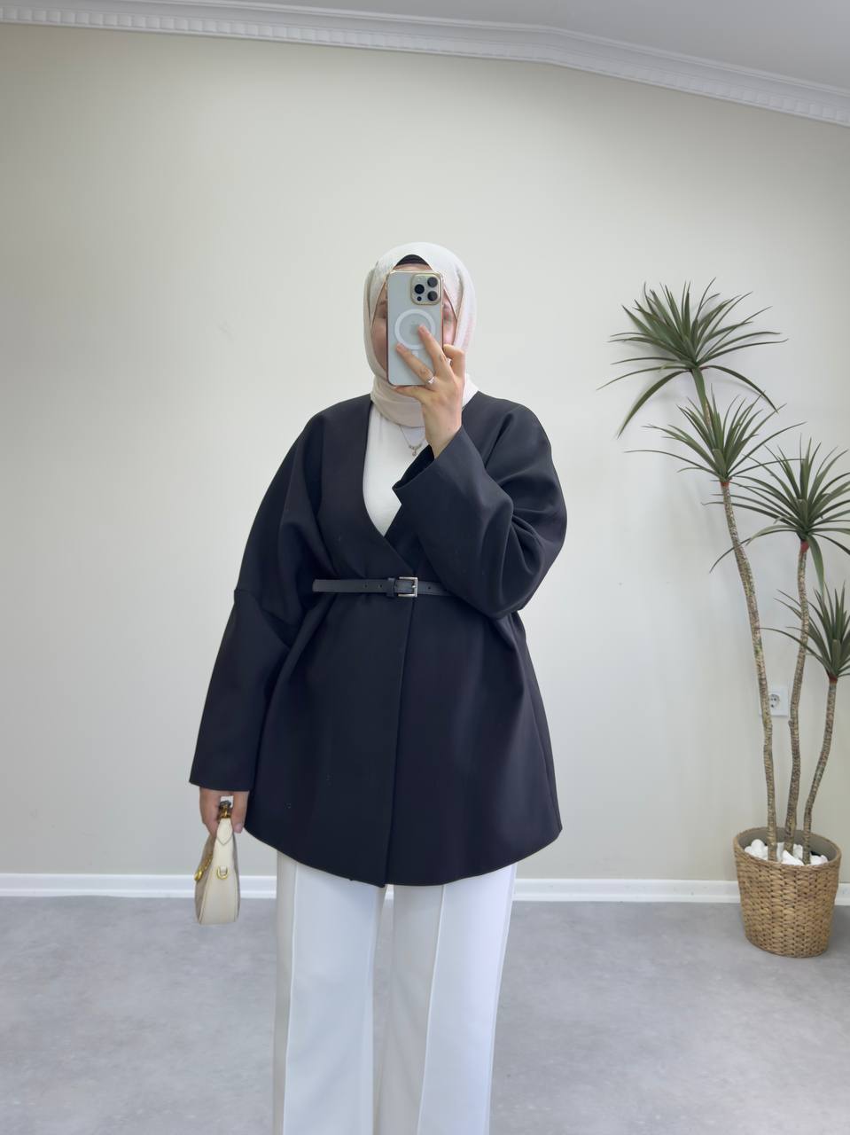 2400 - Deri Kemerli Ceket - Siyah