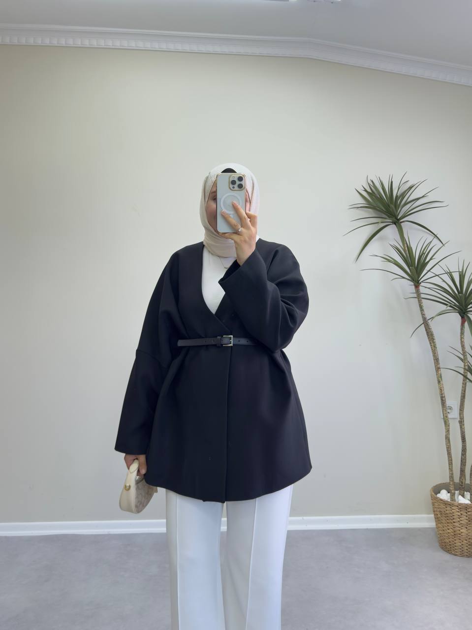 2400 - Deri Kemerli Ceket - Siyah