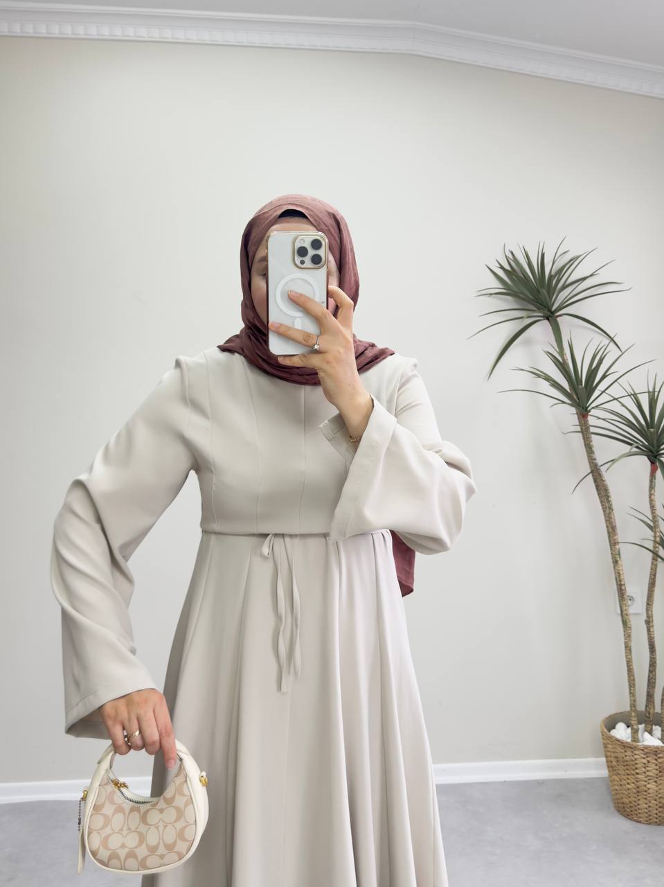 2516 - Belden Oturtmalı Kloş Elbise - Krem