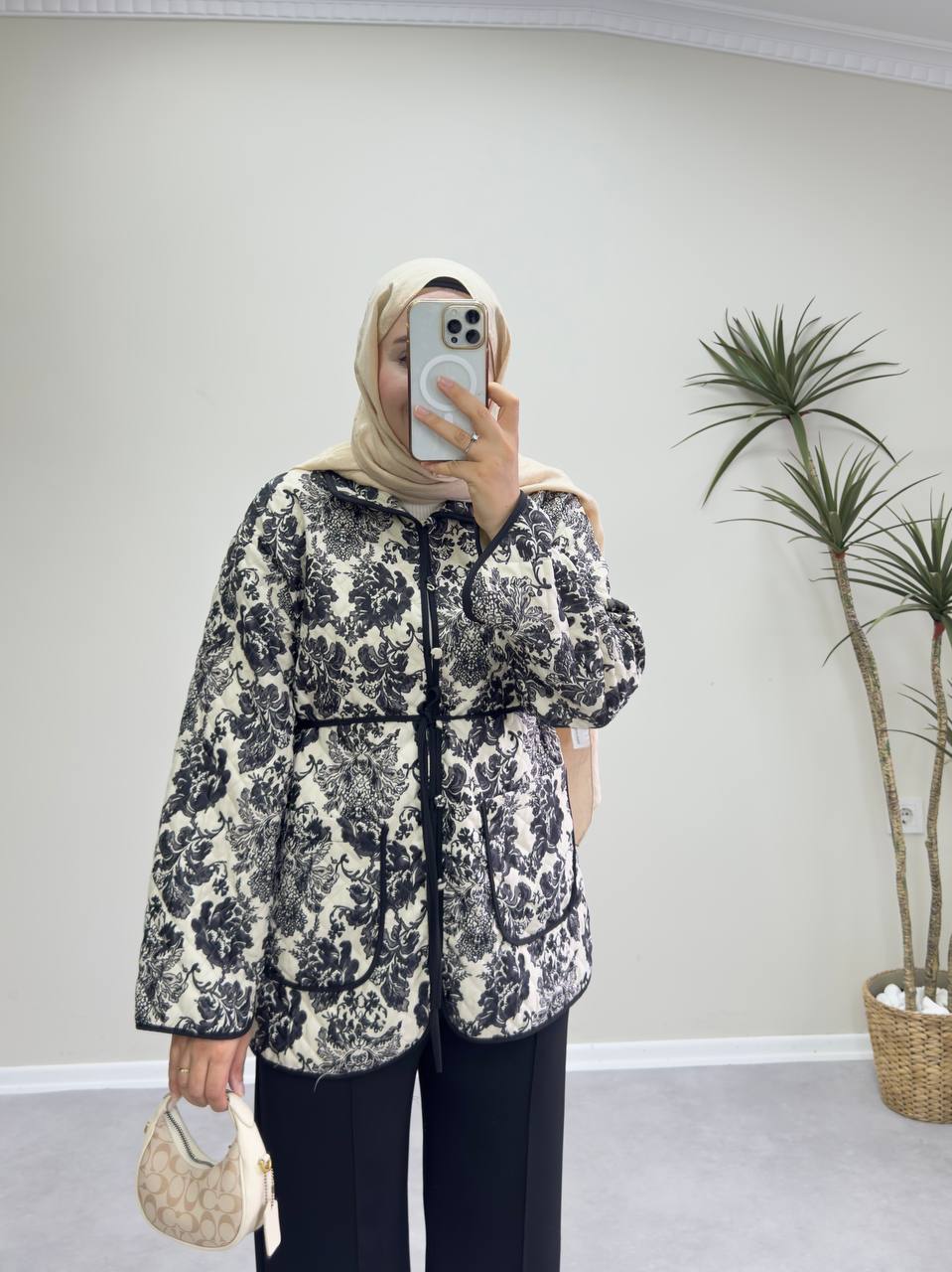 2608 - Kapitone ceket - Siyah