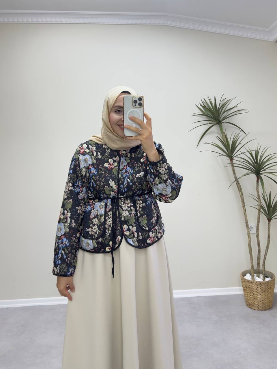 2370 - Jakarlı Ceket - Siyah Çiçekli